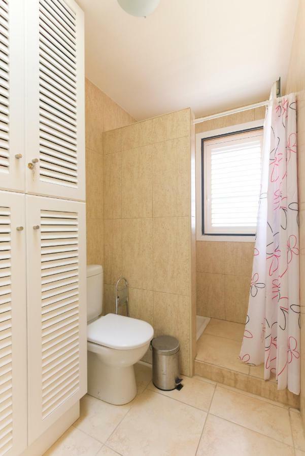 Apartamento En Residencial Cary 2. ポリス・デ・アボナ エクステリア 写真